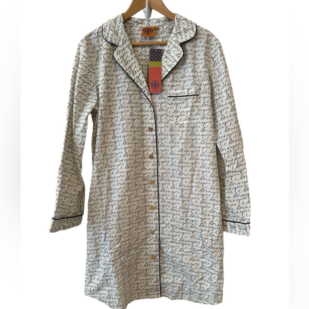 ⭐️NWT⭐️🌸Tory Burch Mother’s Day PJ Shirt🌸
